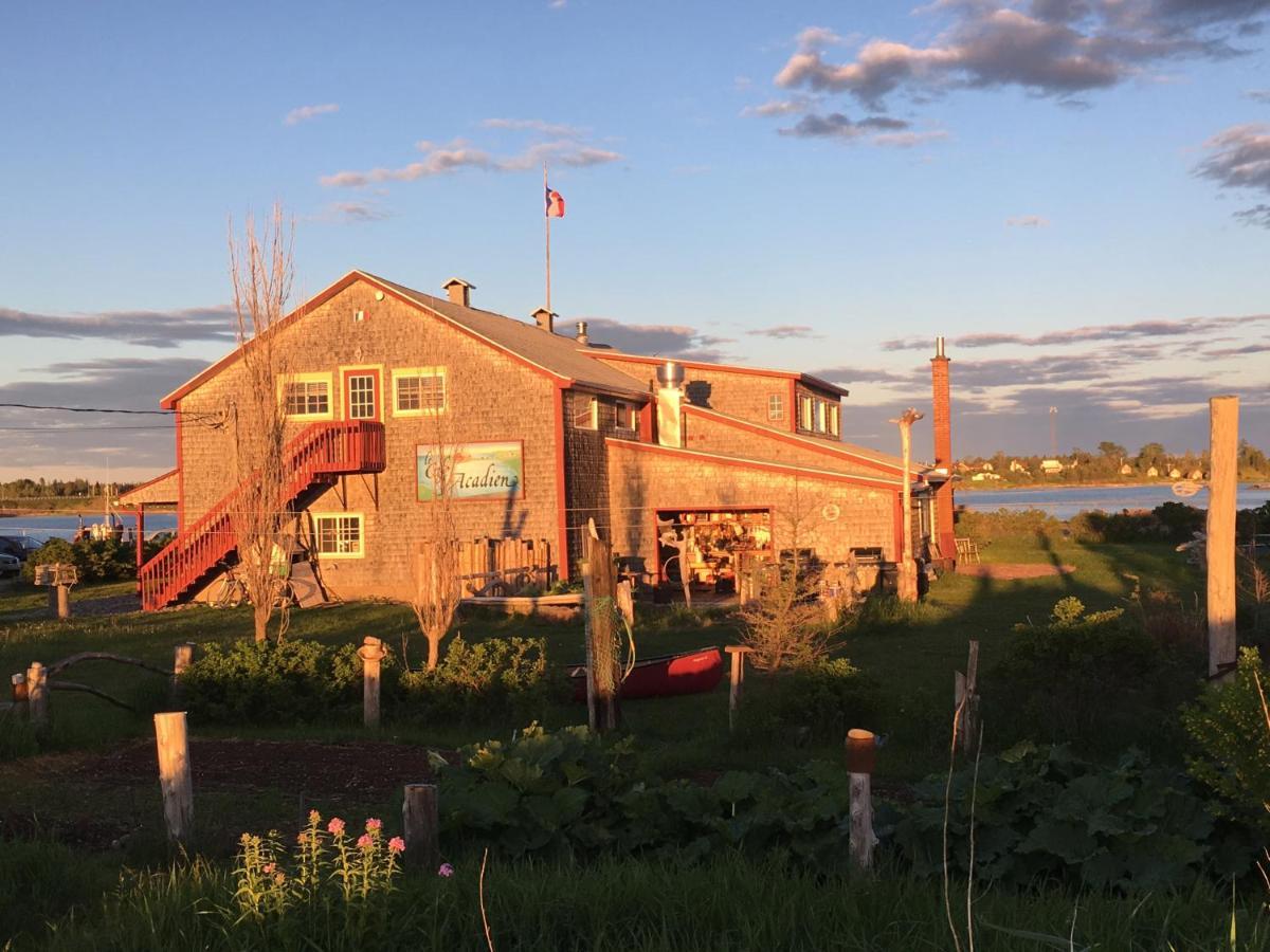 Auberge Cafe Acadien Bonaventure Buitenkant foto
